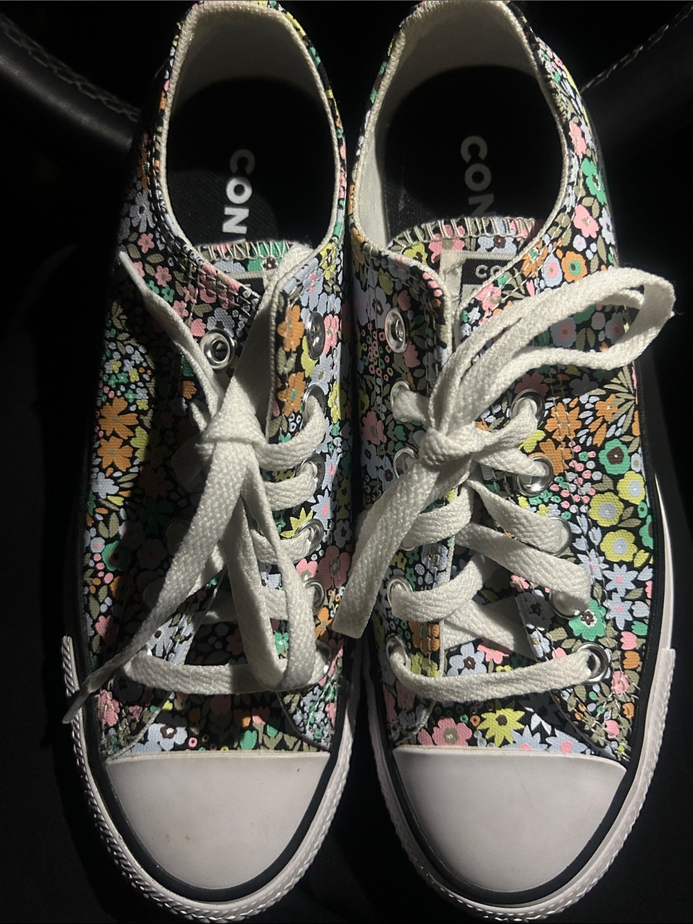 Converse Women Floral Canvas Low Top Sneakers - Black Multi